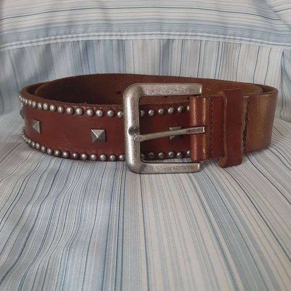 American Eagle Outfitters Other - American Eagle stud leather belt unisex